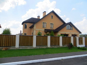 купить дом в Киеве недорого